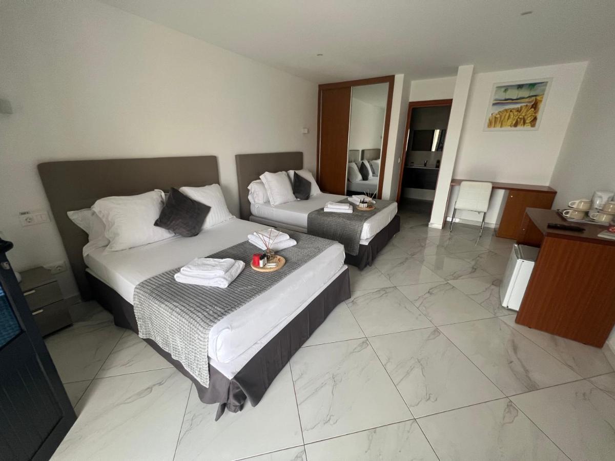 ホテル Residencial Santo Amaro タラファル エクステリア 写真