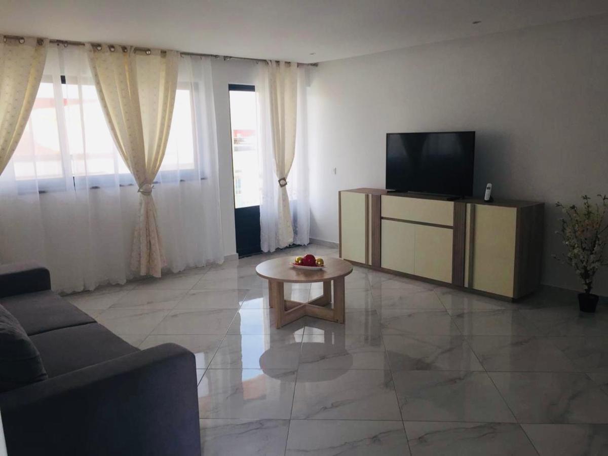ホテル Residencial Santo Amaro タラファル エクステリア 写真